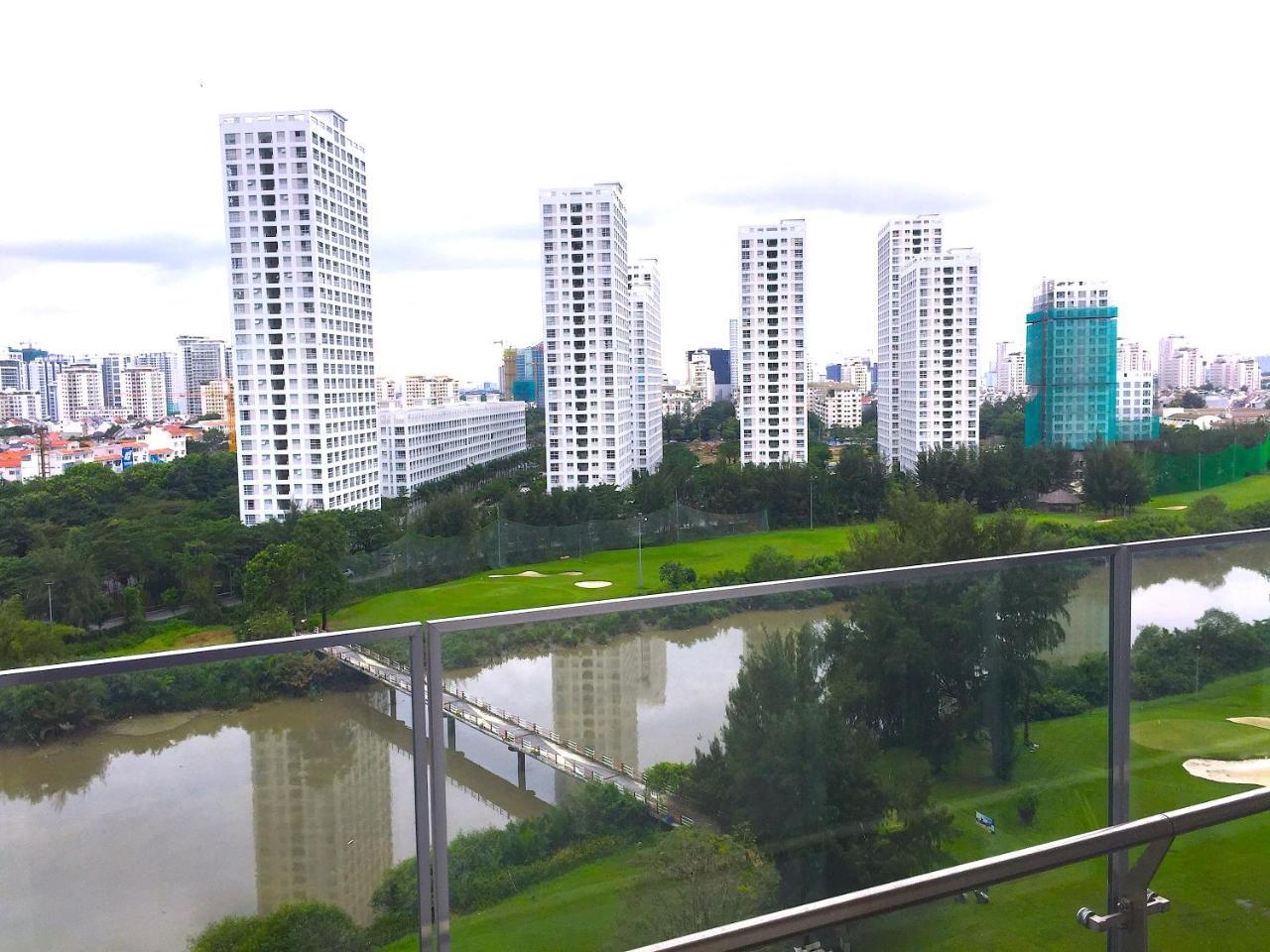 Scenic Valley Suite Cidade de Ho Chi Minh Exterior foto
